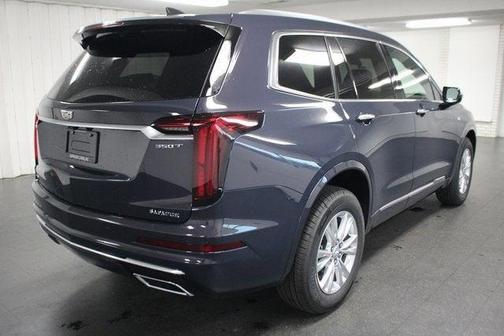 2025 Cadillac XT6 Luxury AWD