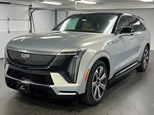 2025 Cadillac Escalade IQ Luxury 2