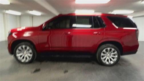 2025 Chevrolet Tahoe 4WD RST