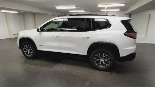 2025 GMC Acadia AWD AT4
