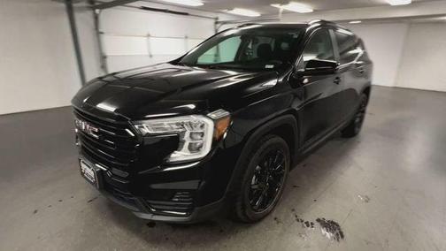 Ebony Twilight Metallic 2023 GMC Terrain SLE