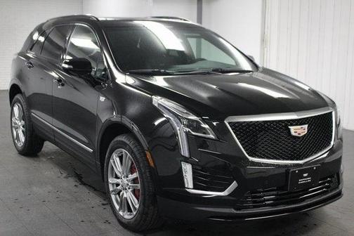 2025 Cadillac XT5 Sport