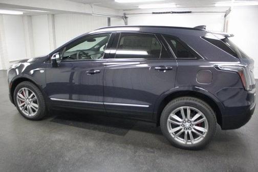 2025 Cadillac XT5 Sport