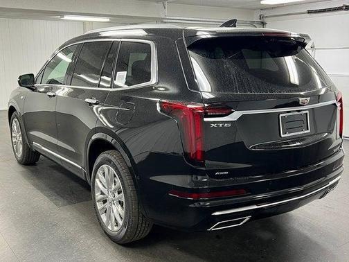 2025 Cadillac XT6 Premium Luxury AWD