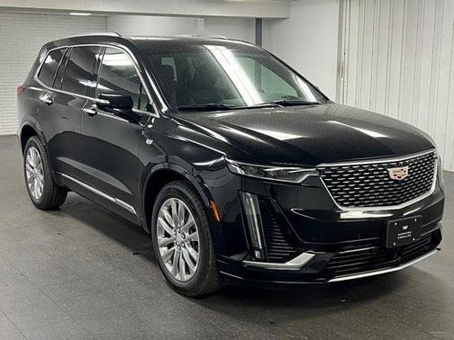 2025 Cadillac XT6 Premium Luxury AWD