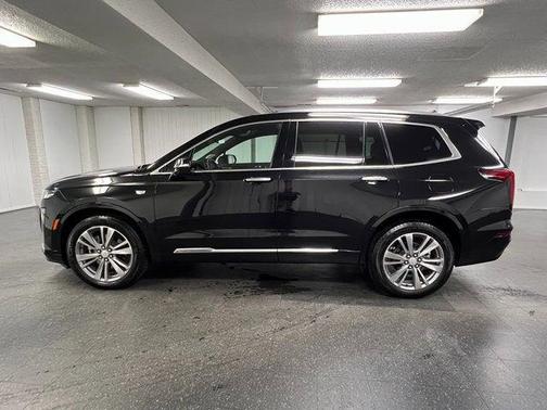 2025 Cadillac XT6 Premium Luxury FWD