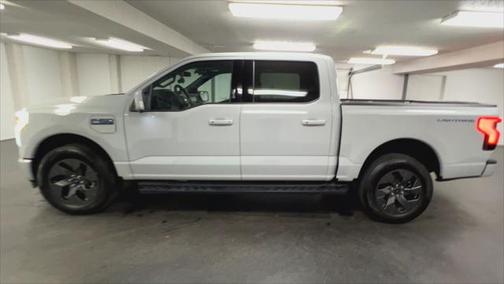 2024 Ford F-150 Lightning LARIAT