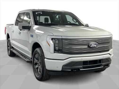 2024 Ford F-150 Lightning LARIAT