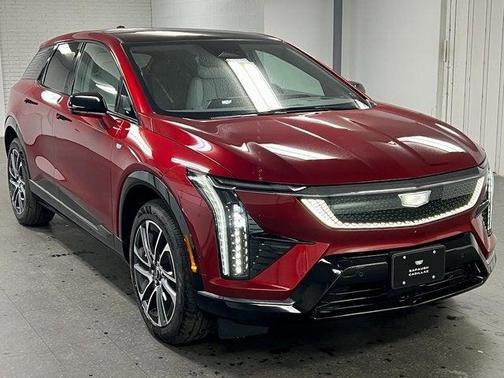 2025 Cadillac OPTIQ Sport 2 AWD