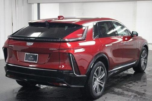 2025 Cadillac LYRIQ Luxury w/1SD