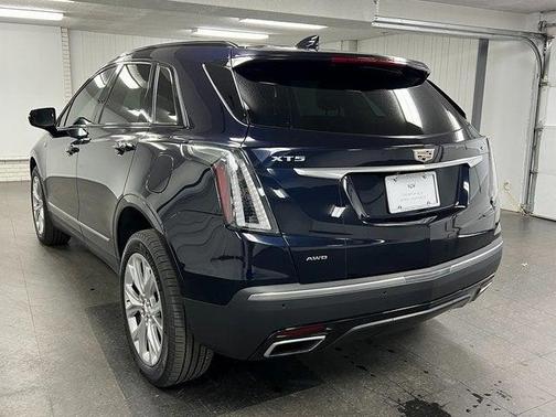 2021 Cadillac XT5 Sport