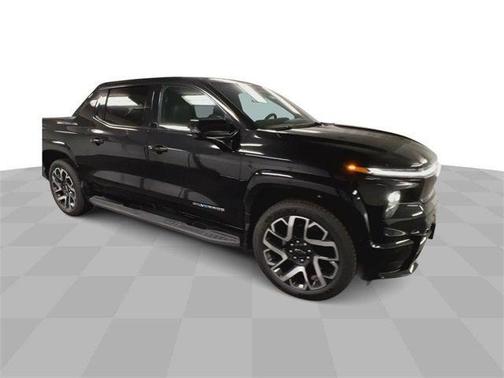 2025 Chevrolet Silverado EV RST