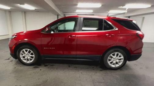 Cherry Red Tintcoat 2022 Chevrolet Equinox 1LT