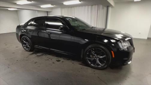 2022 Chrysler 300 S