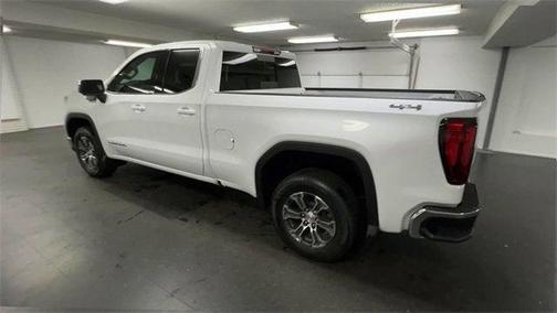 2025 GMC Sierra 1500 SLE