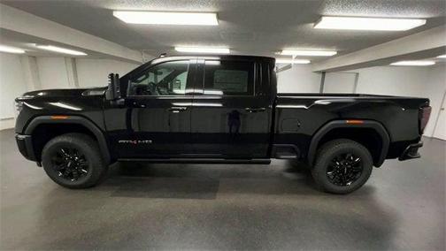 2025 GMC Sierra 2500 AT4