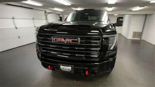 2025 GMC Sierra 2500 AT4
