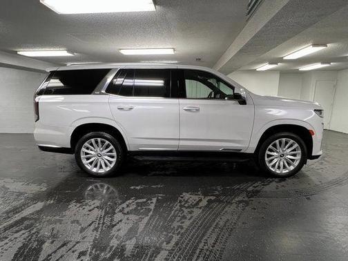 2024 Cadillac Escalade Luxury