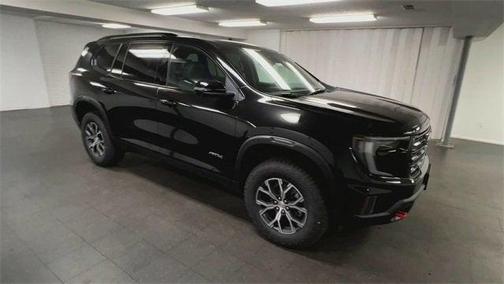 2025 GMC Acadia AWD AT4