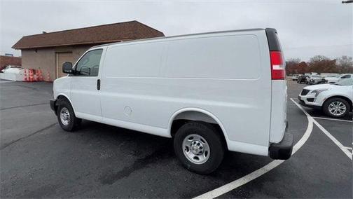 2025 Chevrolet Express 2500 RWD 2500 Regular Wheelbase WT