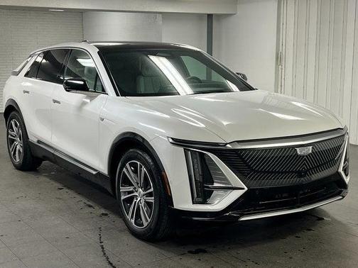 2024 Cadillac LYRIQ Luxury w/1SD