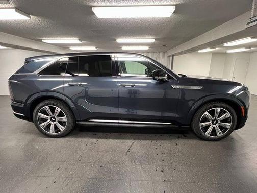 2026 Cadillac Escalade IQ Luxury