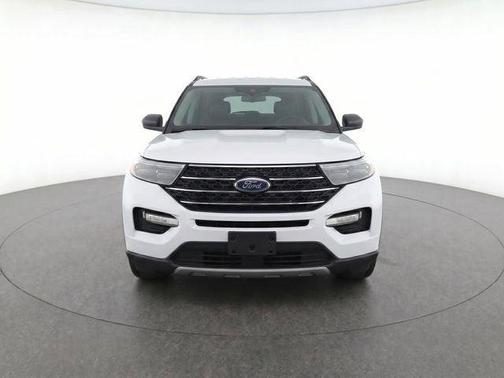 White 2020 Ford Explorer XLT