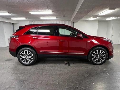 2021 Cadillac XT5 Sport