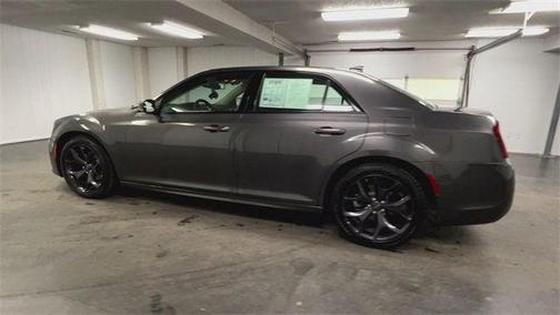 2023 Chrysler 300 Touring
