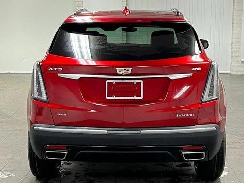 2025 Cadillac XT5 Sport