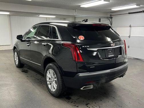 2026 Cadillac XT5 Luxury