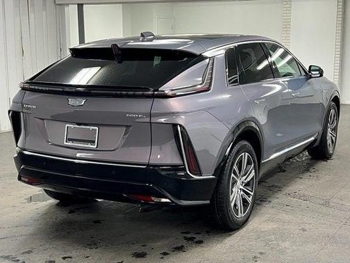 2025 Cadillac LYRIQ Luxury w/1SC