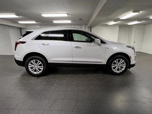 2025 Cadillac XT5 Luxury