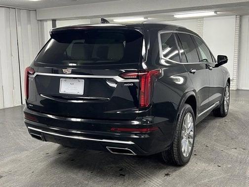 2023 Cadillac XT6 Premium Luxury AWD