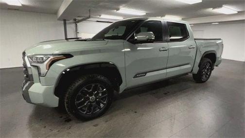 2024 Toyota Tundra Hybrid Platinum