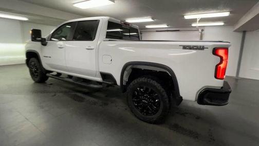Summit White 2025 Chevrolet Silverado 2500 LT