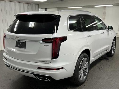2025 Cadillac XT6 Premium Luxury AWD