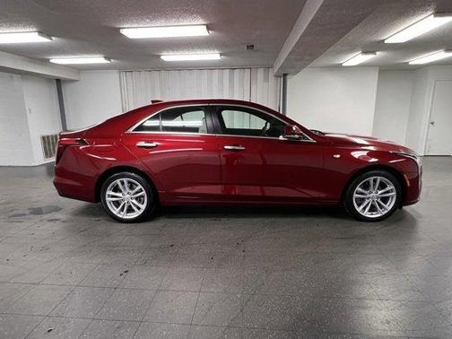 2024 Cadillac CT4 Luxury