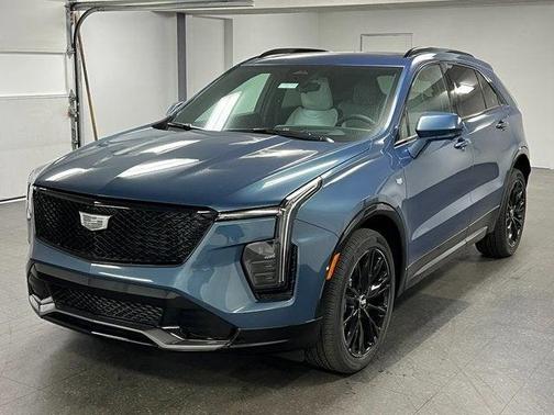 2025 Cadillac XT4 Sport