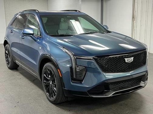 2025 Cadillac XT4 Sport