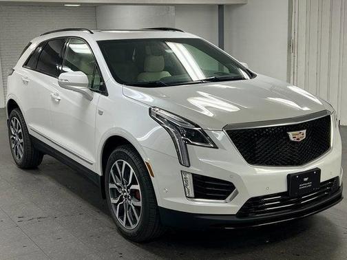 2025 Cadillac XT5 Sport