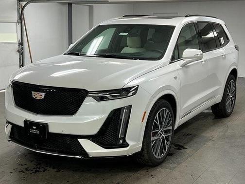 2025 Cadillac XT6 Sport AWD