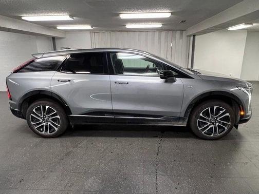 2025 Cadillac OPTIQ Sport 1 AWD