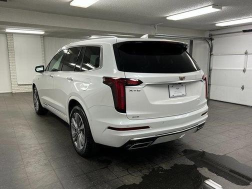 2024 Cadillac XT6 Premium Luxury AWD