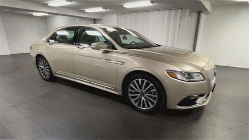 2017 Lincoln Continental Select