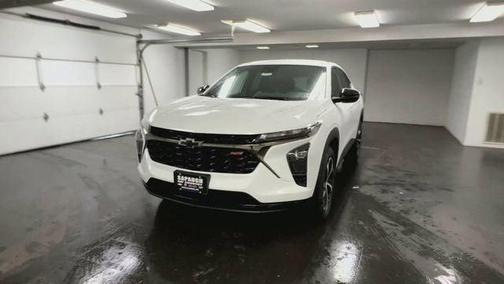 Summit White 2026 Chevrolet Trax FWD 1RS