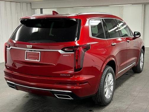 2025 Cadillac XT6 Luxury AWD