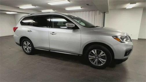 2020 Nissan Pathfinder SL 4WD