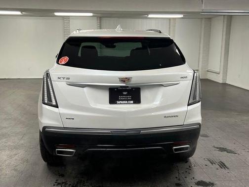 Crystal White Tricoat 2026 Cadillac XT5 Sport