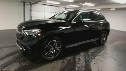 Black 2023 Mercedes-Benz GLC 300 4MATIC